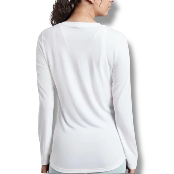 ATHLETA Essential V-Neck Long-Sleeve Top - White 1X - Picture 2 of 15